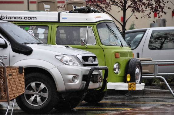 A Fiona reencontra a aventureira Lunita, em Anchorage, maior cidade do Alaska
